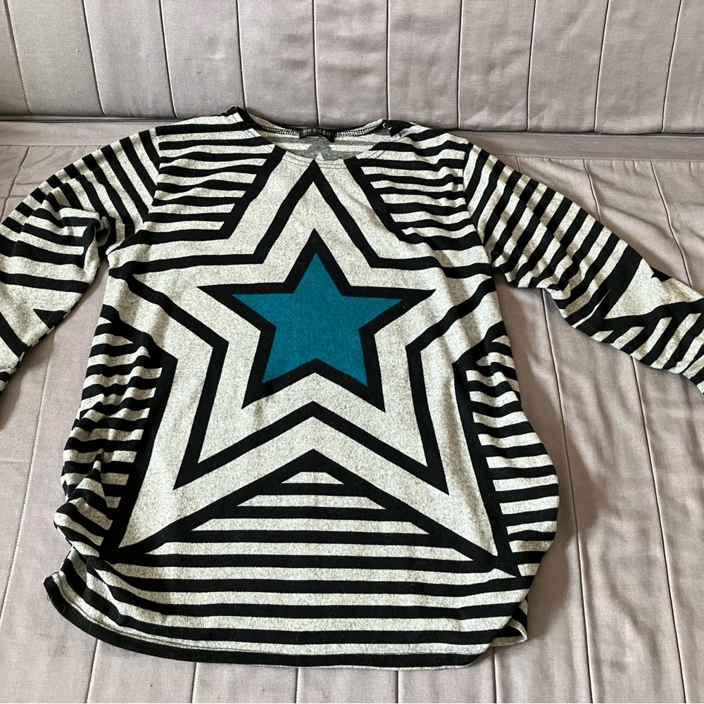 Striped Star Long Sleeve Top